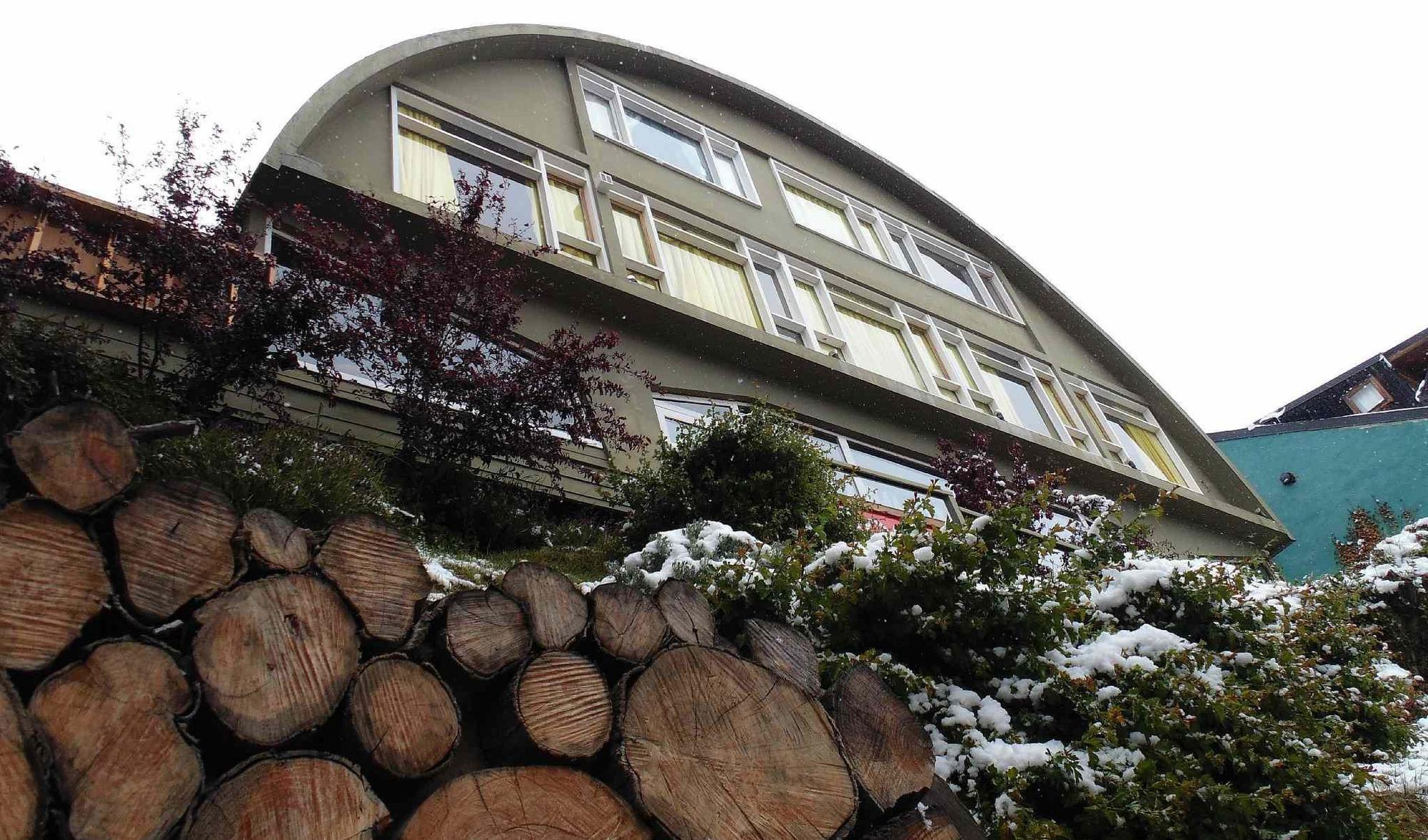 Moving Travel Bar * San Carlos de Bariloche