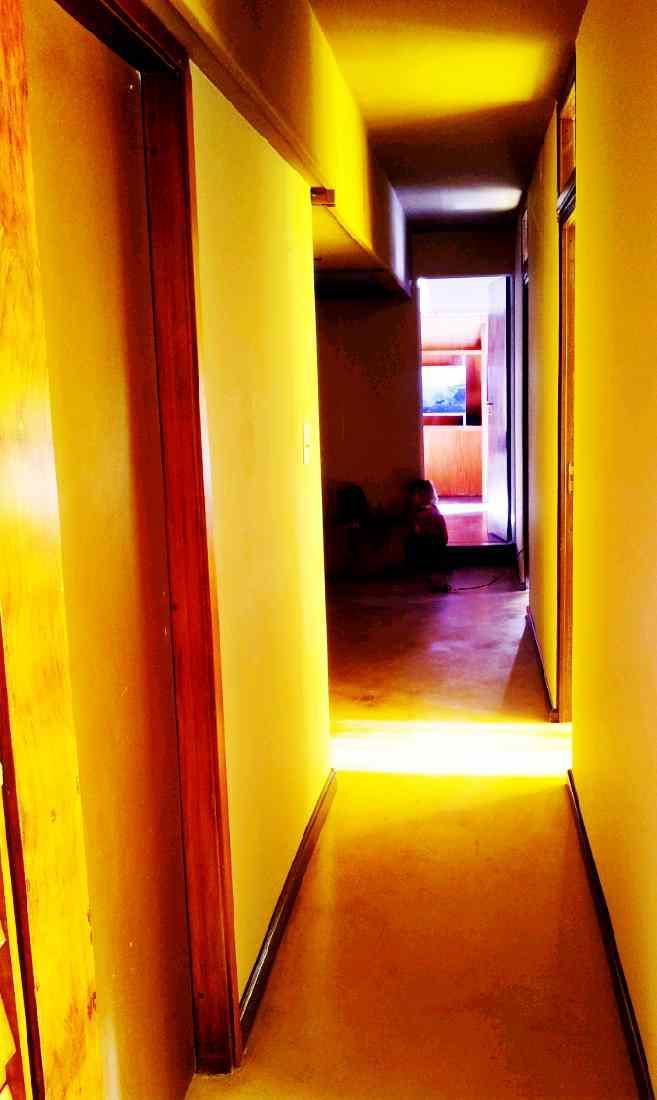 Albergue Moving Travel Bar